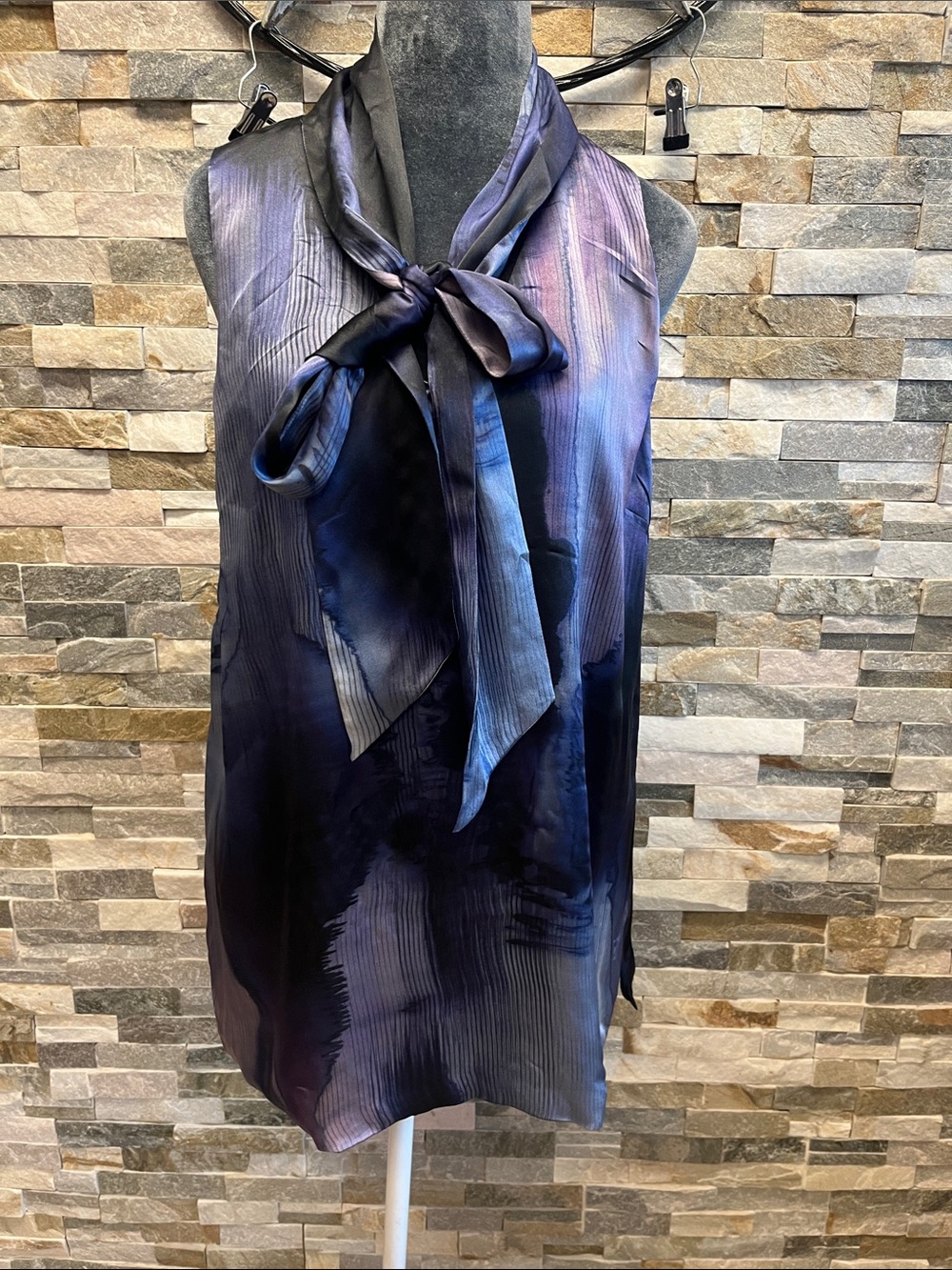 Lafayette 148 New York Silk Tie-Neck Sleeveless Blouse in Navy and Purple